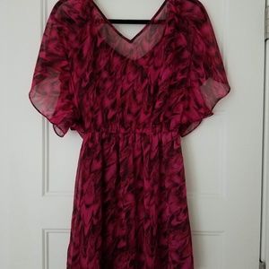 Express Flowy Dress, Maroon/Black Size M, LIKE NEW